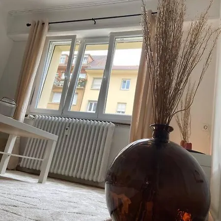 10 Min Christmas Market And 10min Eu Parliament-wifi-tv Apartment